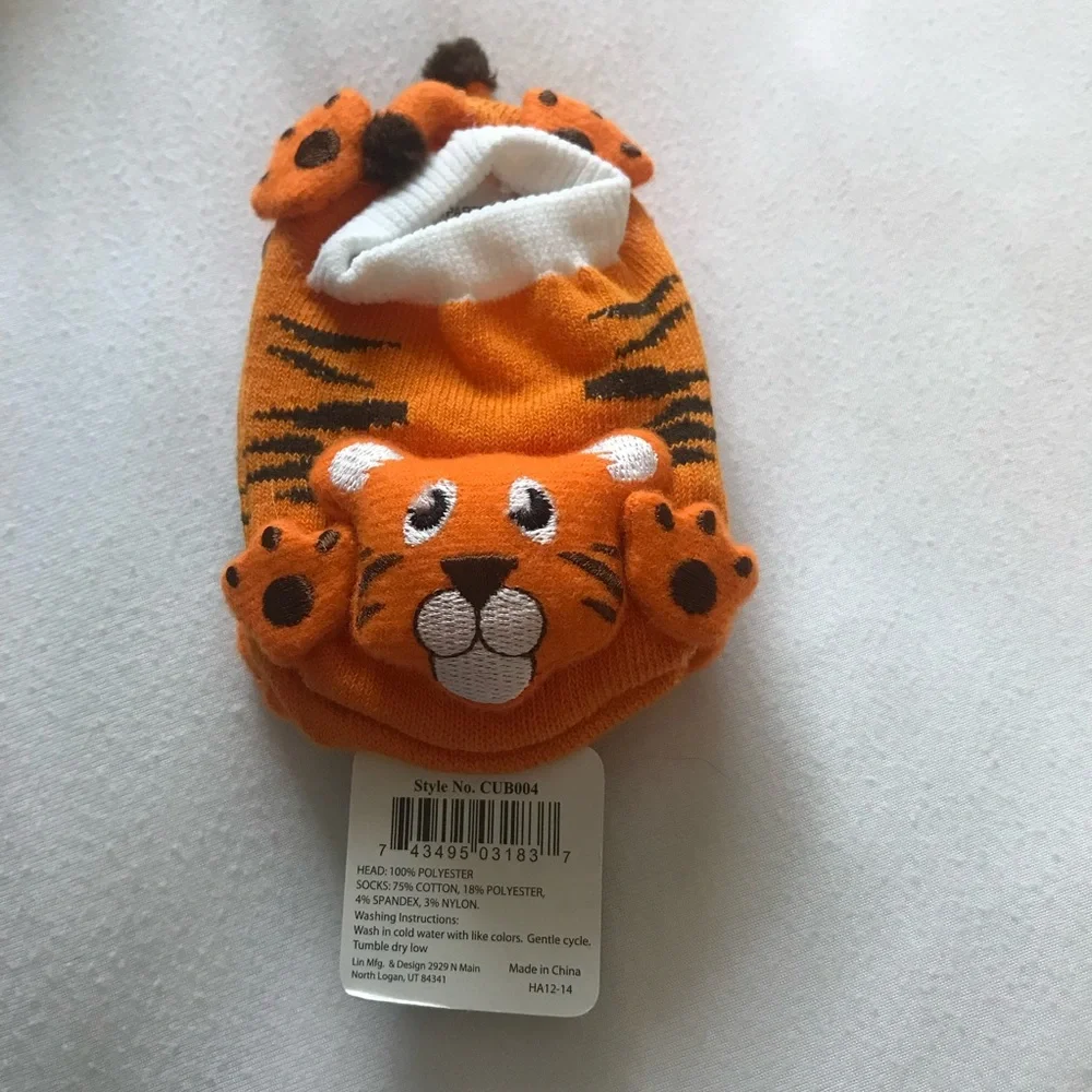 Wild Habitat infant no slip novelty socks/slippers. Set of 4 pair!
